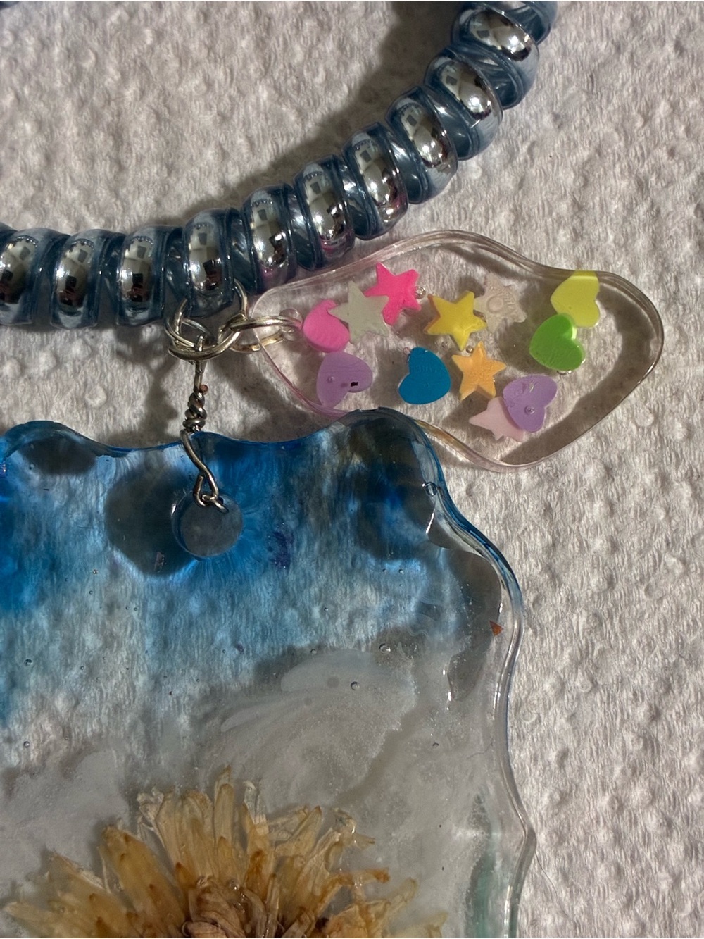 Blue-Green Resin Flower Keychain Bracelet Charm - Picture 3 of 3